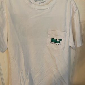 Vineyard vine ss football tshirt